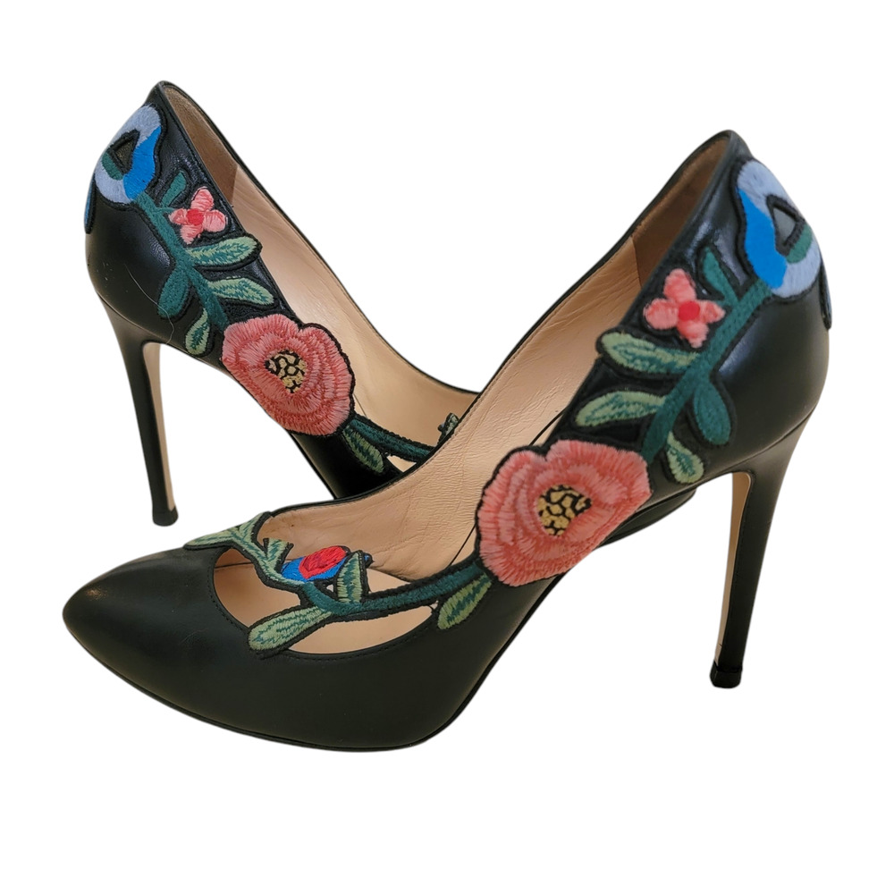 Gucci Ophelia Floral Embroidered Black Leather Pointed Toe Heels Pumps 36.5 6.5